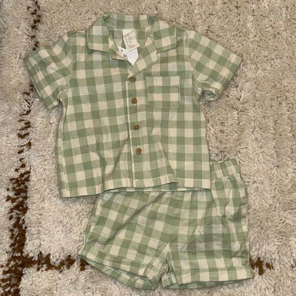 H&M Other - H&M Baby Linen Set